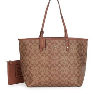 Authentic Coach Signature City Tote NWT